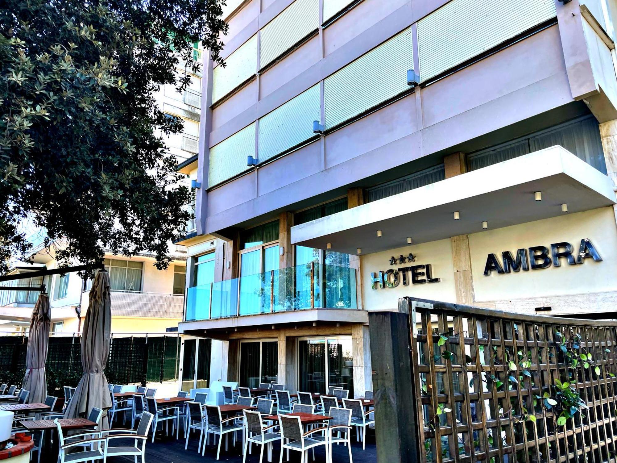 Hotel Ambra Milano Marittima Exterior photo