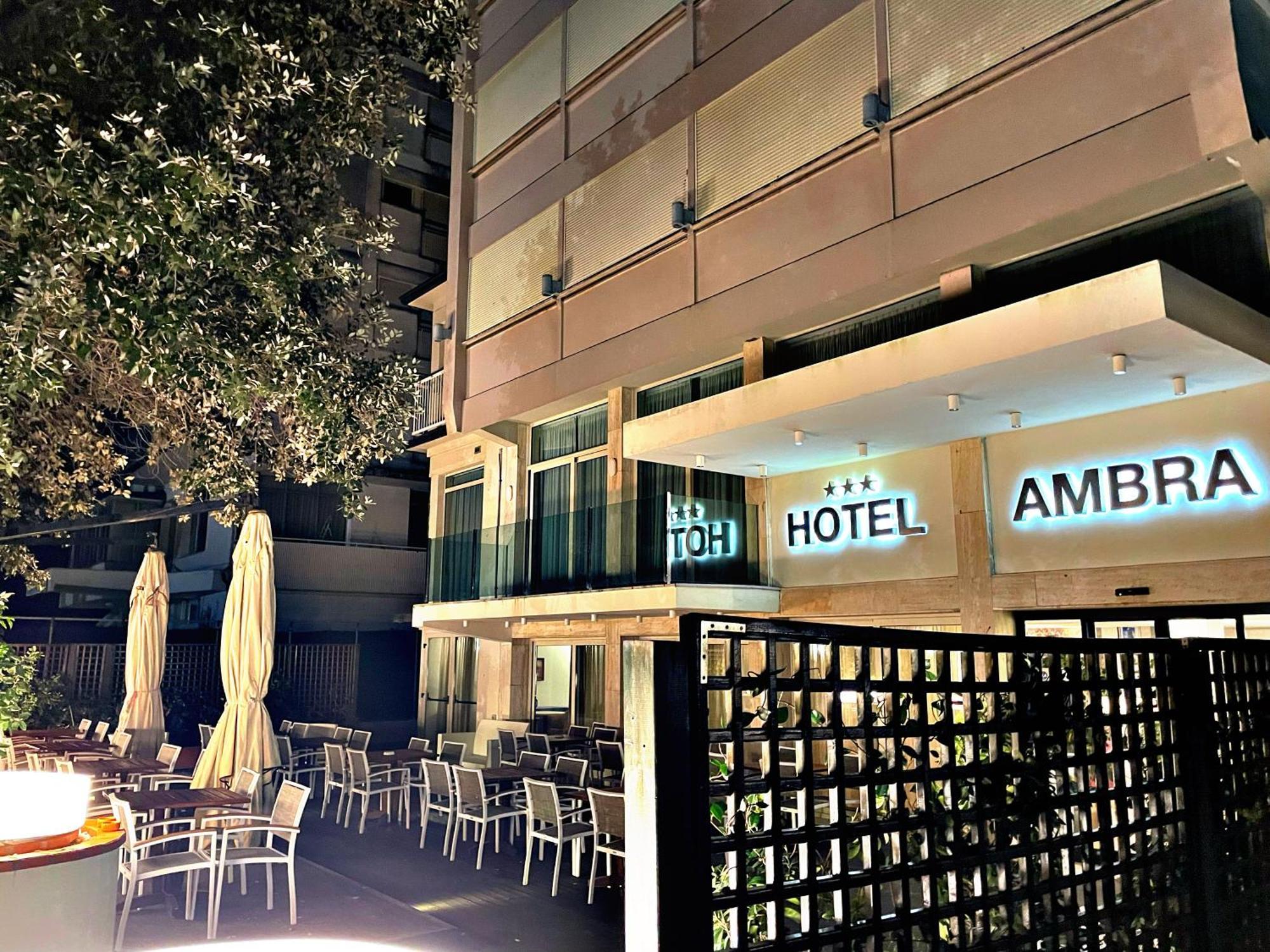 Hotel Ambra Milano Marittima Exterior photo