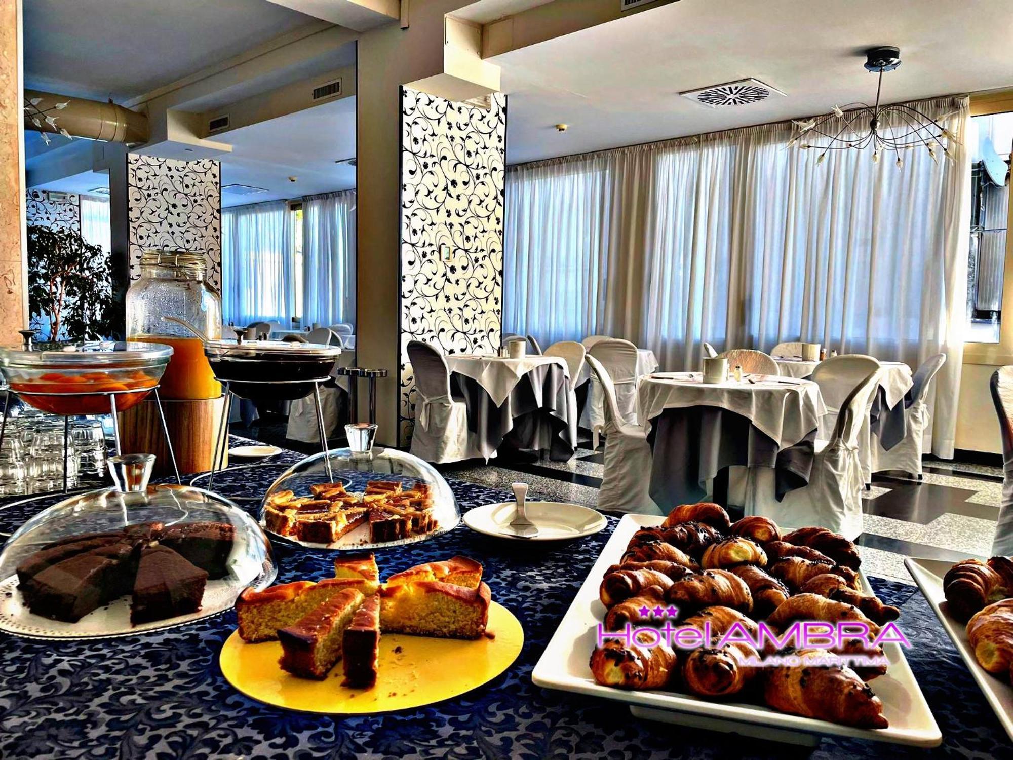 Hotel Ambra Milano Marittima Exterior photo