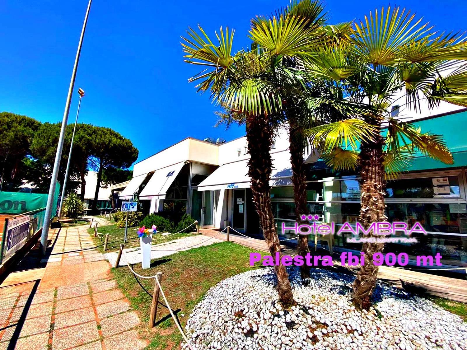 Hotel Ambra Milano Marittima Exterior photo