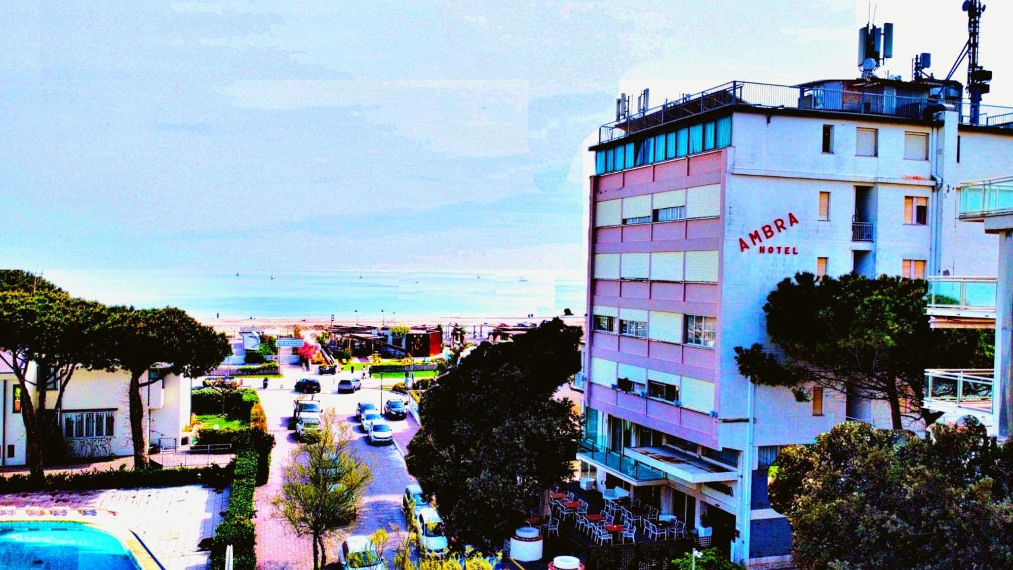 Hotel Ambra Milano Marittima Exterior photo